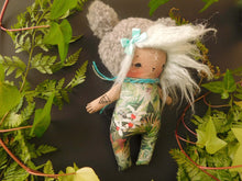 Load image into Gallery viewer, Poupée - Flavie Loup
