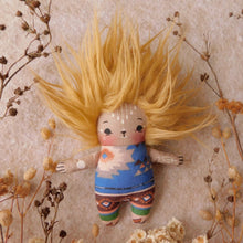 Load image into Gallery viewer, Poupée - Flavie Loup
