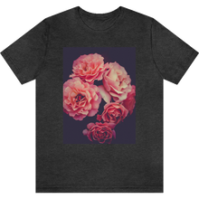 Load image into Gallery viewer, T-shirt &quot;Roses de mon coeur&quot; Dark Grey Heather
