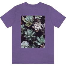 Charger l&#39;image dans la galerie, T-shirt &quot;Succulentes&quot; Heather Team Purple
