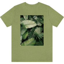 Charger l&#39;image dans la galerie, T-shirt &quot;Feuilles de palmiers&quot; Heather Green
