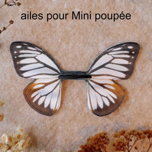 Charger l&#39;image dans la galerie, Poupée - Flavie Loup

