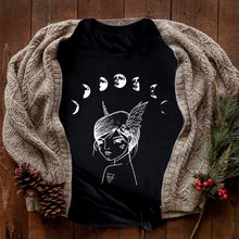 Load image into Gallery viewer, T-shirt - Flavie Loup
